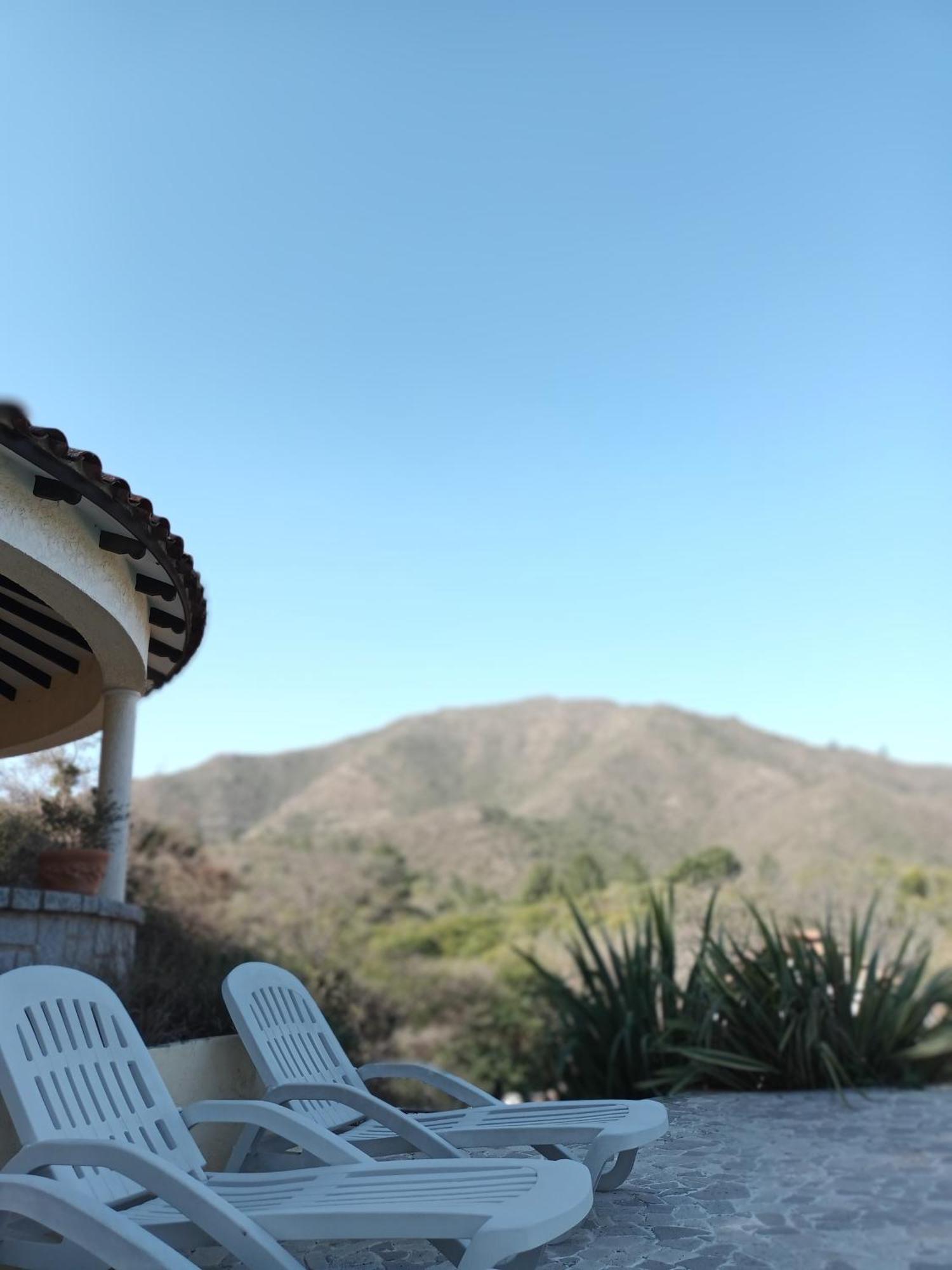 Cabanas El Mirador La Falda Esterno foto
